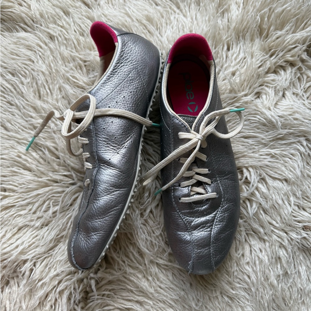 PLAE Sun Hematite metallic full grain leather sneakers Packables Collection 10 - Picture 1 of 16